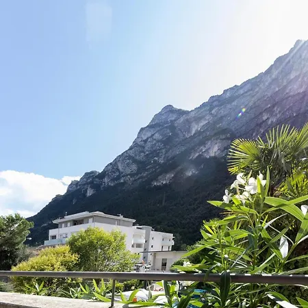 Marta - Happy Apartment Riva del Garda