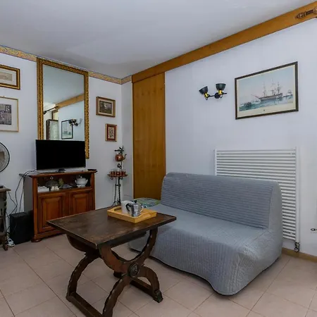 Apartment Marta - Happy
